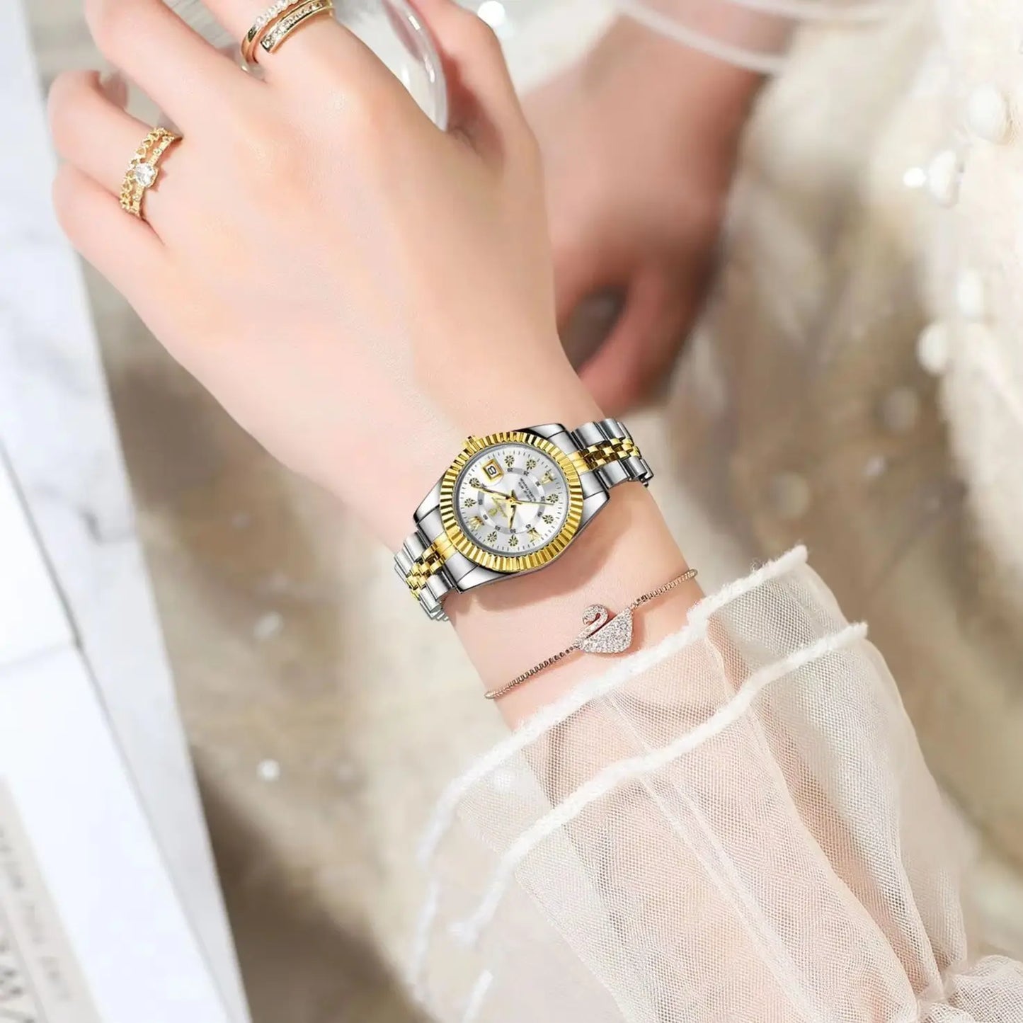 Elegant Ladies