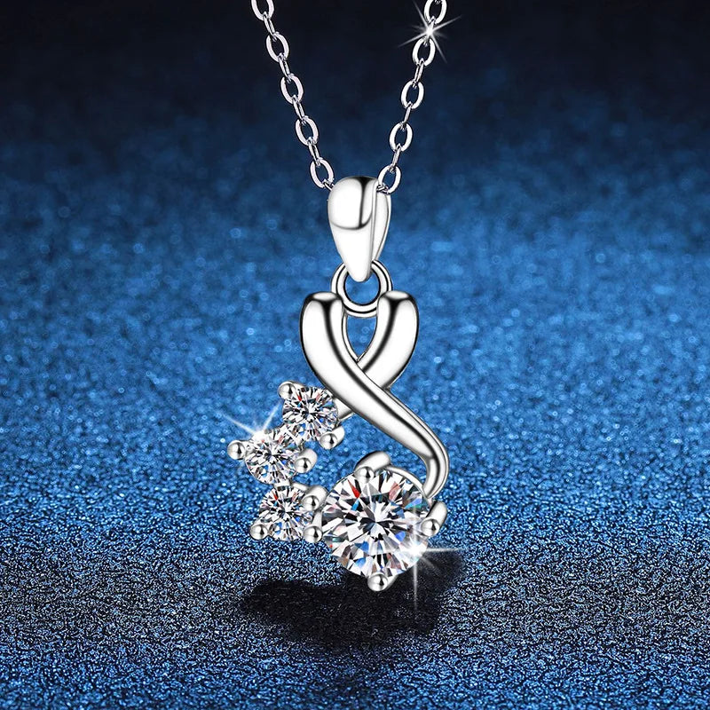 Lustrous Bond Necklace
