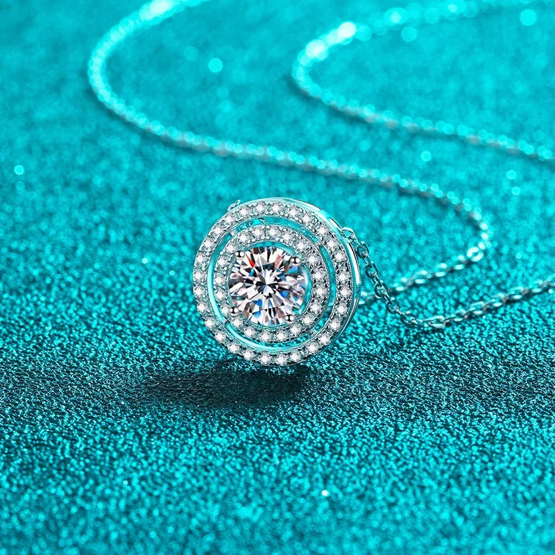 Glint of Purity Necklace