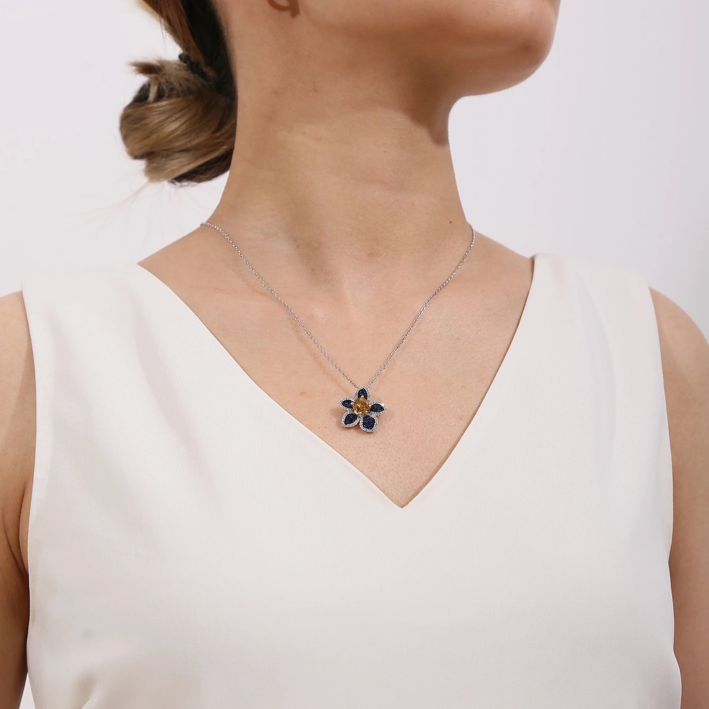 Mini Flower Necklace