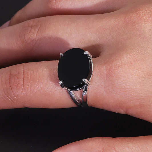 Noir Bloom Ring